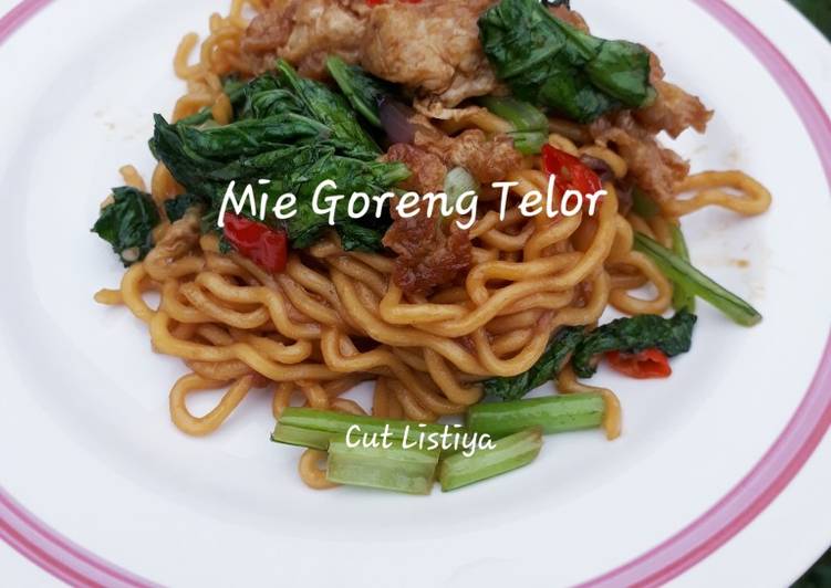 Cara Gampang Menyiapkan Mie Goreng Telor, Bikin Ngiler