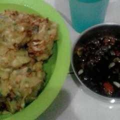 Bakwan sambel mercon yg super crispy রেসিপির প্রধান ছবি