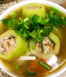 canh bầu nhồi thịt