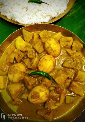 গাঠি কচু দিয়ে ডিমের ডালনা (gathi kochu diye dimer dalna recipe in Bengal) রেসিপির প্রধান ছবি
