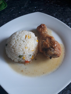 Una foto de Pollo a las brasas en cacerola
