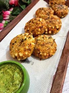 फराली साबूदाना वड़ा (farali sabudana vada recipe in Hindi) रेसिपी मुख्य फोटो