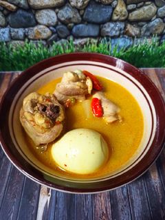 Foto resep Gulai ayam, telur dan kentang