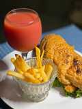 Crispy chicken po’ boy