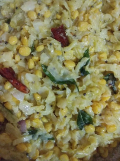 முட்டைகோஸ் கடலைப்பருப்பு கூட்டு (Muttaikosh kadalaiparuuppu koottu recipe in tamil) செய்முறை முக்கிய புகைப்படம்