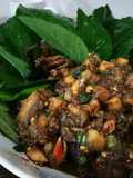 Santol Salad with Fermented Crab Paste (Tam Kraton Nam Pu)