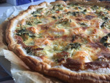 Quiche de salmón y brócoli