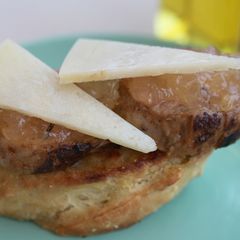 A picture of Sirloin steak open toasted sandwich with caramelized onion and cheese recipe.