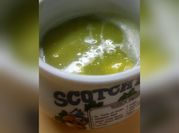 Una foto de arvejas sopa