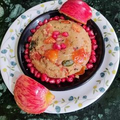 A picture of Sooji/Semolina Potato, Tomato, Carrot Upma(no onion garlic).