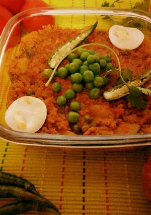 A picture of Keema matar.