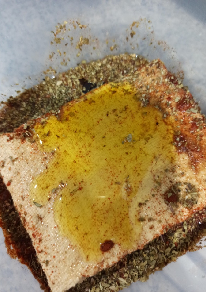 Una foto de Tofu marinado🧂(vegano 🌱)