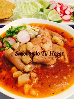 Una foto de Pozole de espinazo de cerdo🐖🐖