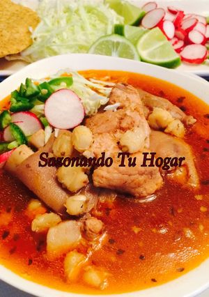 Una foto de Pozole de espinazo de cerdo🐖🐖