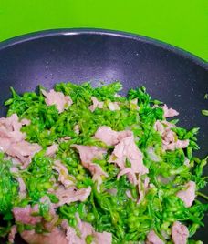 thịt bê xào hoa thiên lý