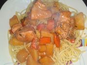 Una foto de spaghetti de zanahoria