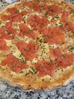 Foto principal de Tarta o Quiche de atún con tomate y puerro
