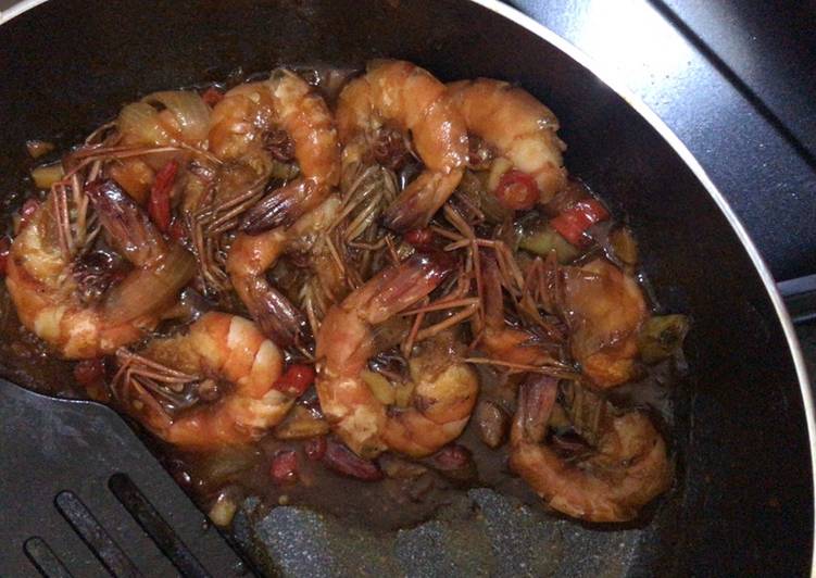makanan Udang Saus Tiram Jadi, Lezat