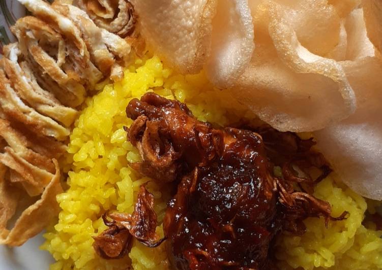 Nasi Kuning Rice Cooker x Ayam Masak Habang