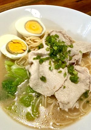 รูปของ ราเมนหมูสไลด์สไตล์บ้านๆ