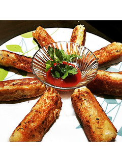 A picture of Bread Chicken Fritters.