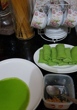 Foto resep Kue Dadar Gulung Pandan Suji