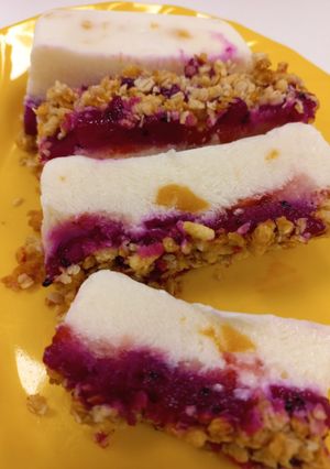 Una foto de Barritas heladas de Yogurt con Pitaya