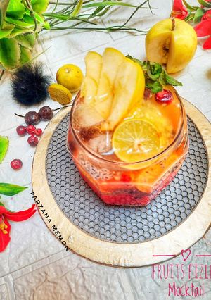 A picture of Fruits fizler mocktail.