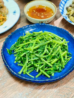 Hình của món Rau Muống Luộc & Nước Canh.