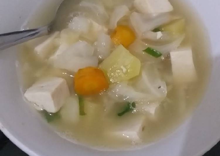 Sayur Sop dengan Tahu