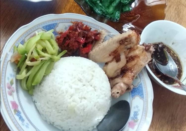 Resep Nasi ayam hainan rice cooker yang Enak Banget