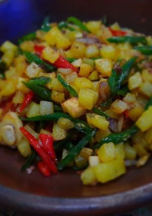 Foto resep Oseng Kentang Lombok Ijo