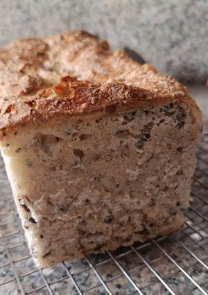 Una foto de Pan de Molde con Semillas Variadas