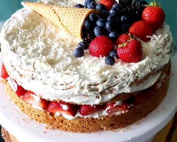 Easy Prepare Recipe Berries  Cream Sponge Cake Most Delicious