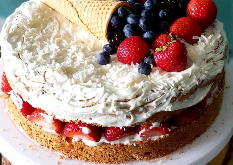 Steps to Make Perfect Berries &amp; Cream Sponge Cake