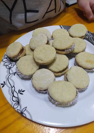 Una foto de Alfajores