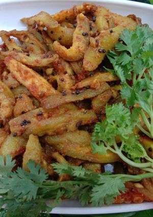 A picture of Dry parval masala.