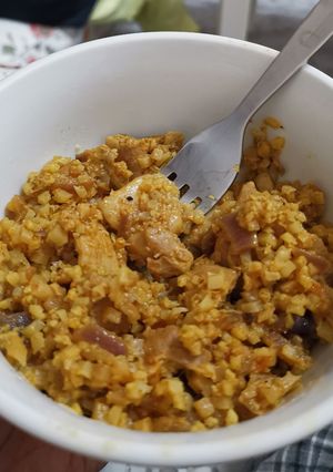 A picture of My take on chicken biriyani with cauliflower rice.