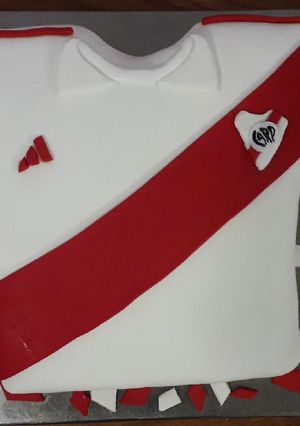 Una foto de Torta de River Plate