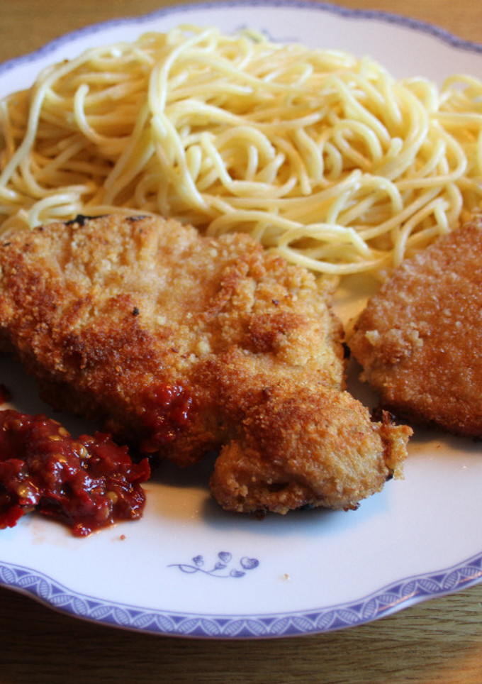 Una foto de Almuerzo lacrimogeno y cena aún piorrr