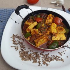 A picture of Kadhai paneer.