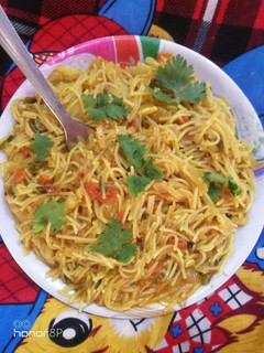 वेज सेवइयां (Veg Seviyan recipe in Hindi) रेसिपी मुख्य फोटो