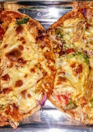 A picture of Roti pizza.