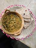 Gram lentil and spinach. Daal palak