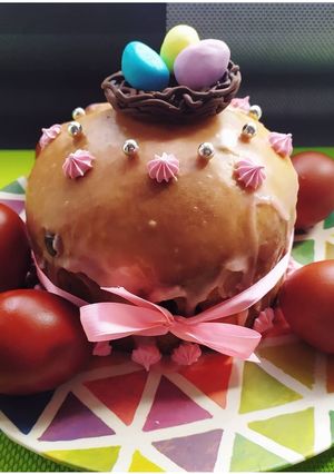 Фото Шоколадные гнезда и яйца для украшения кулича.