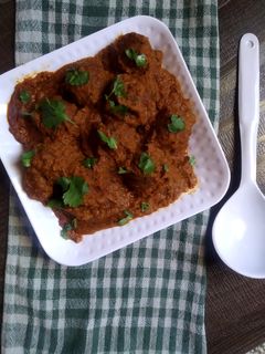 કાચા કેળાના કોફતા (Raw Banana's Kofta Recipe in Gujarati) રેસીપી મુખ્ય ફોટો