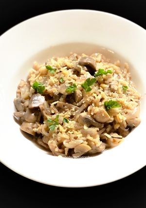 A picture of Mushroom Risotto.