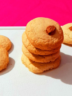 नानखताई (nankhatai recipe in Hindi) रेसिपी मुख्य फोटो