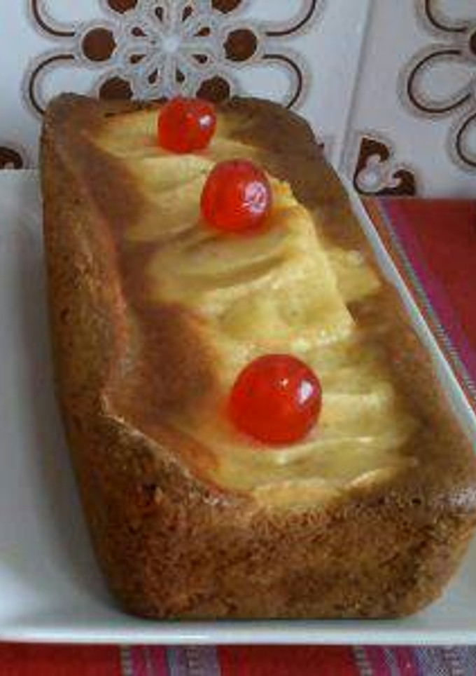 Una foto de Bizcocho o keike con manzana