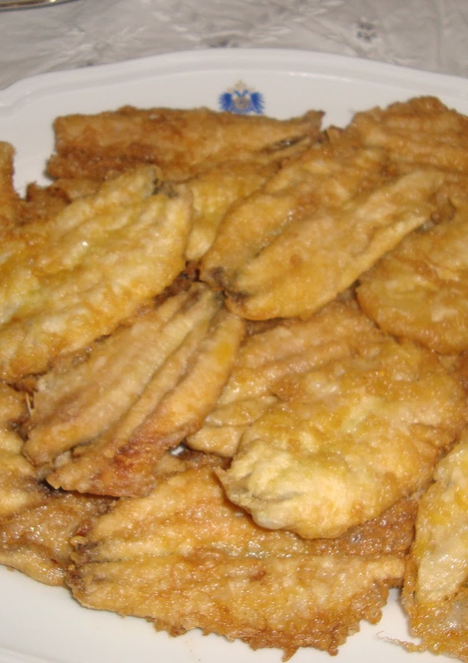 Una foto de Boquerones rebozados al ajo-limón